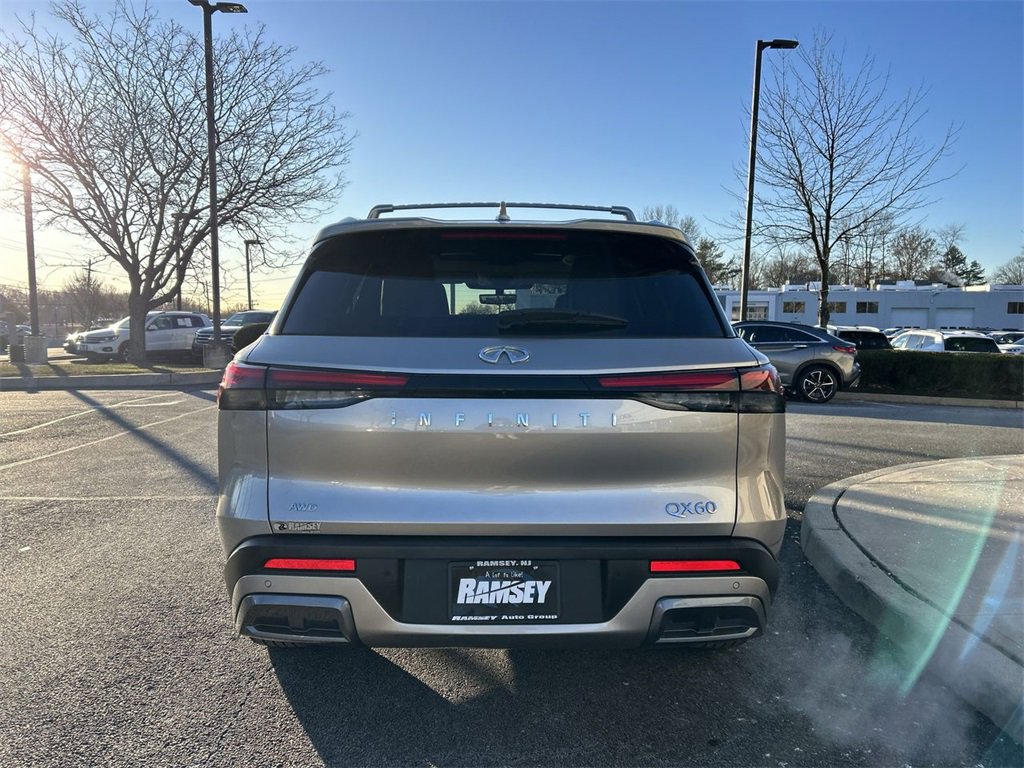 Certified 2024 INFINITI QX60 Sensory w/ Vision Package image 27