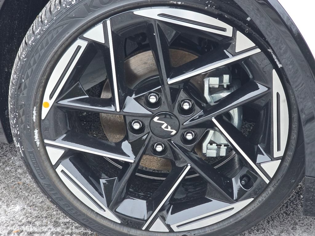 New 2025 Kia K4 GT-Line w/ GT-Line Premium Package image 10