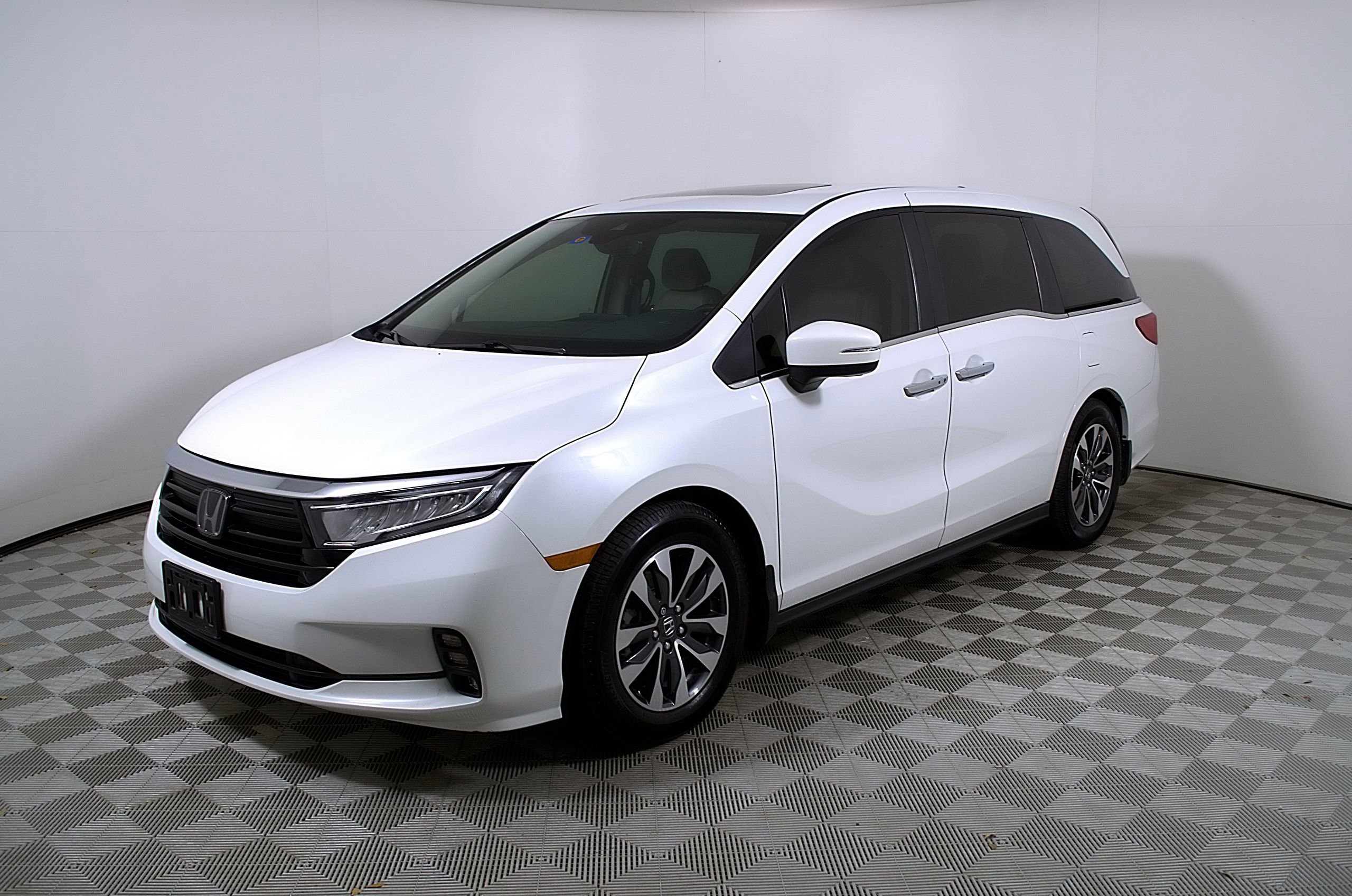 Used 2022 Honda Odyssey EX-L video 3