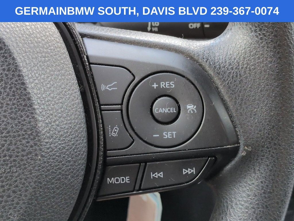Used 2019 Toyota RAV4 LE AWD/4WD image 25