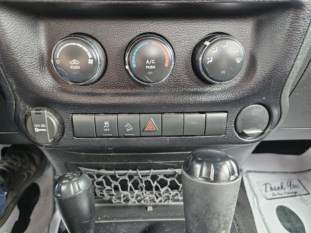 Used 2015 Jeep Wrangler Sport AWD/4WD image 20
