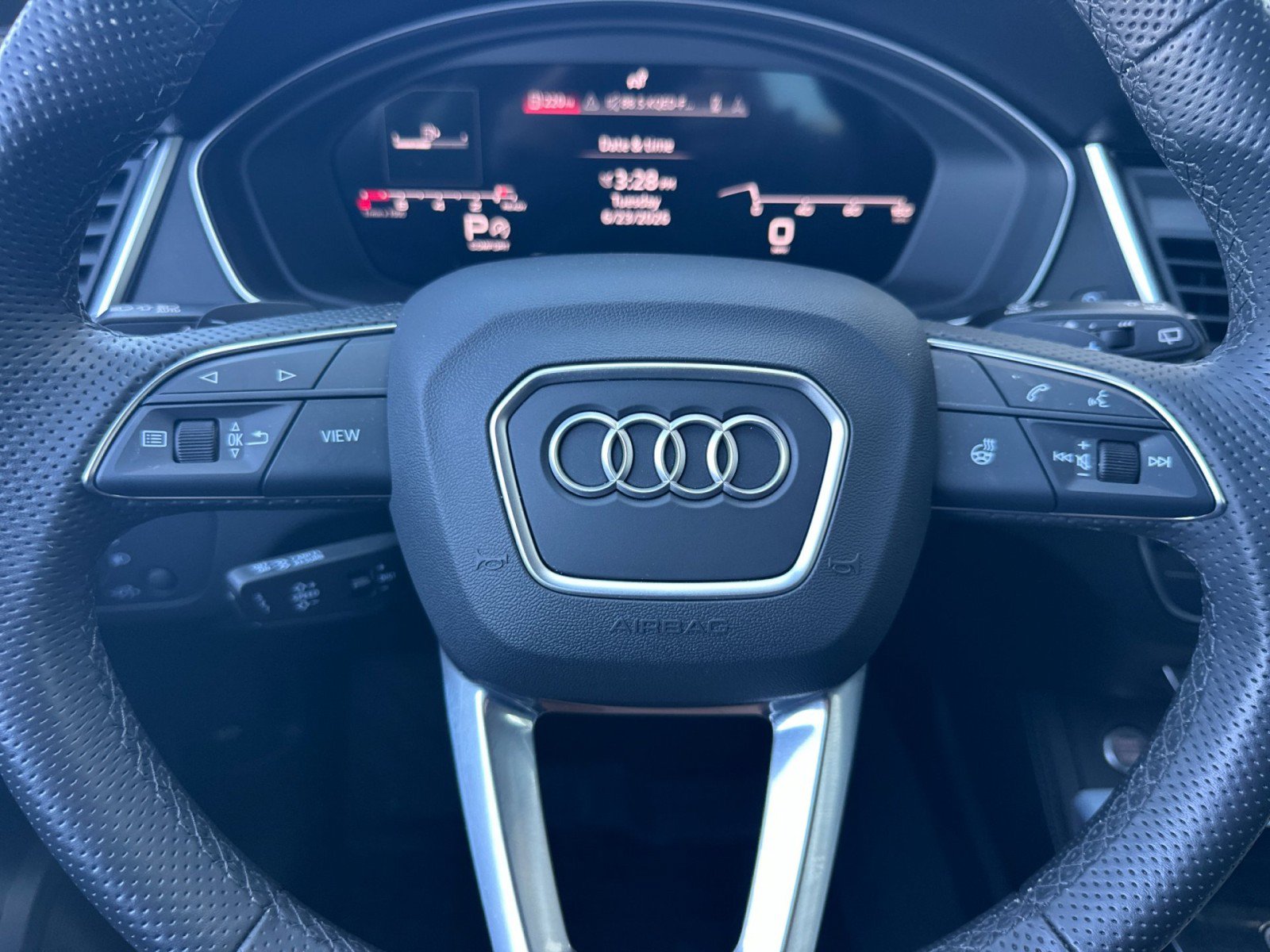 Used 2025 Audi Q5 2.0T Premium Plus AWD/4WD image 13