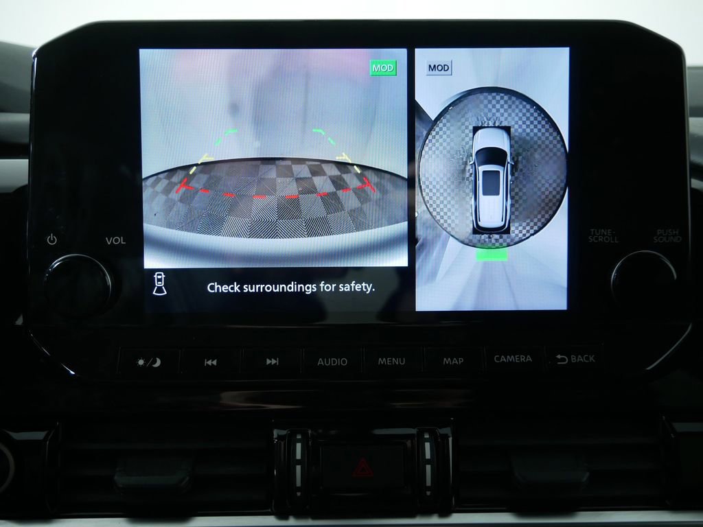 Used 2023 Nissan Pathfinder Platinum AWD/4WD image 34