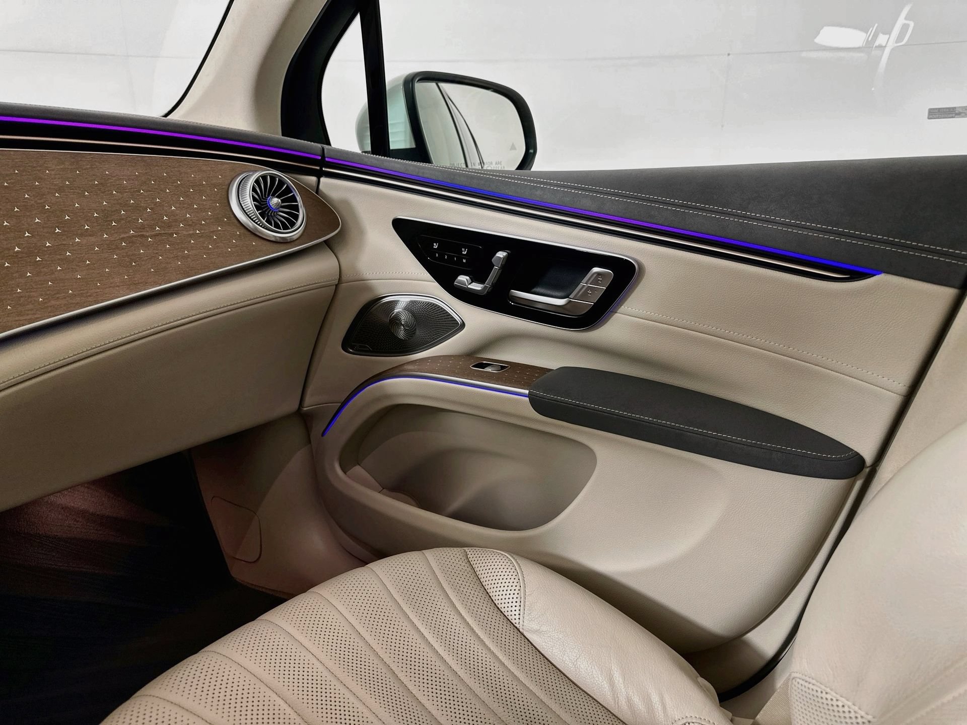 Certified 2023 Mercedes-Benz EQS 450+ SUV image 26