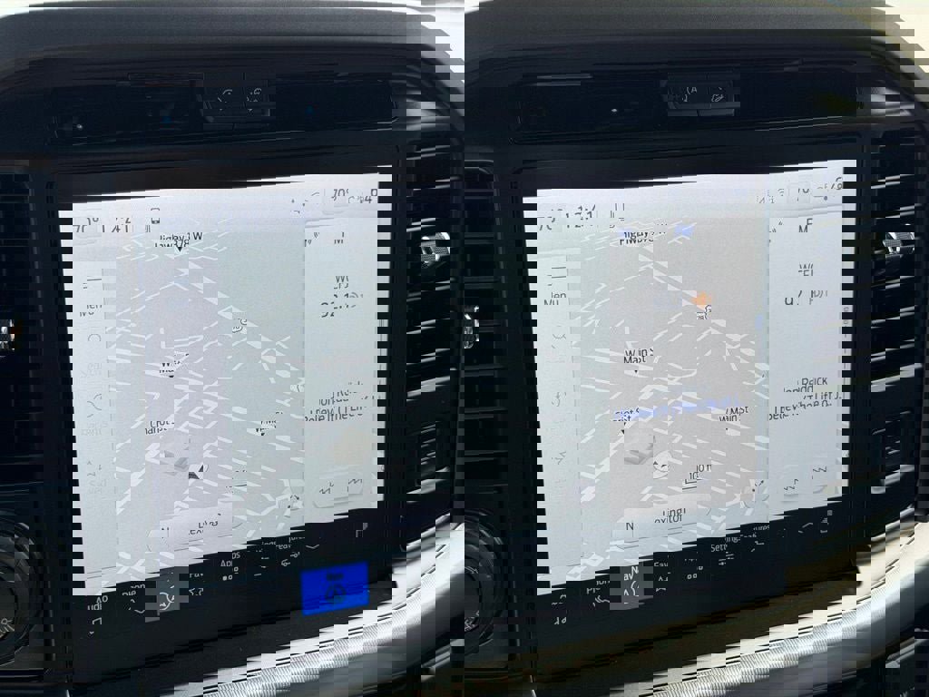 New 2026 Ford F150 Lariat w/ Equipment Group 502A High image 33