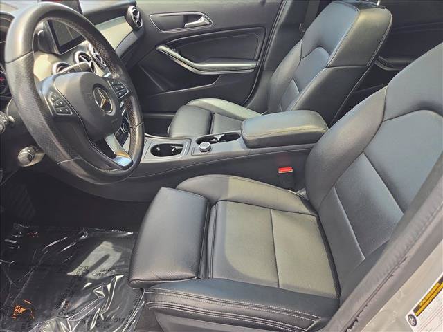 Used 2017 Mercedes-Benz GLA 250 4MATIC image 17