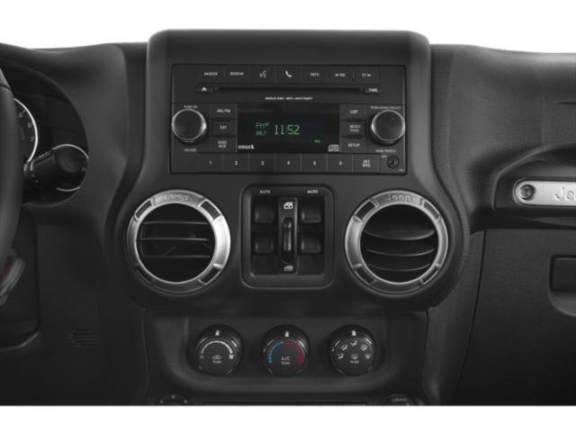 Used 2018 Jeep Wrangler Unlimited Sahara AWD/4WD image 13
