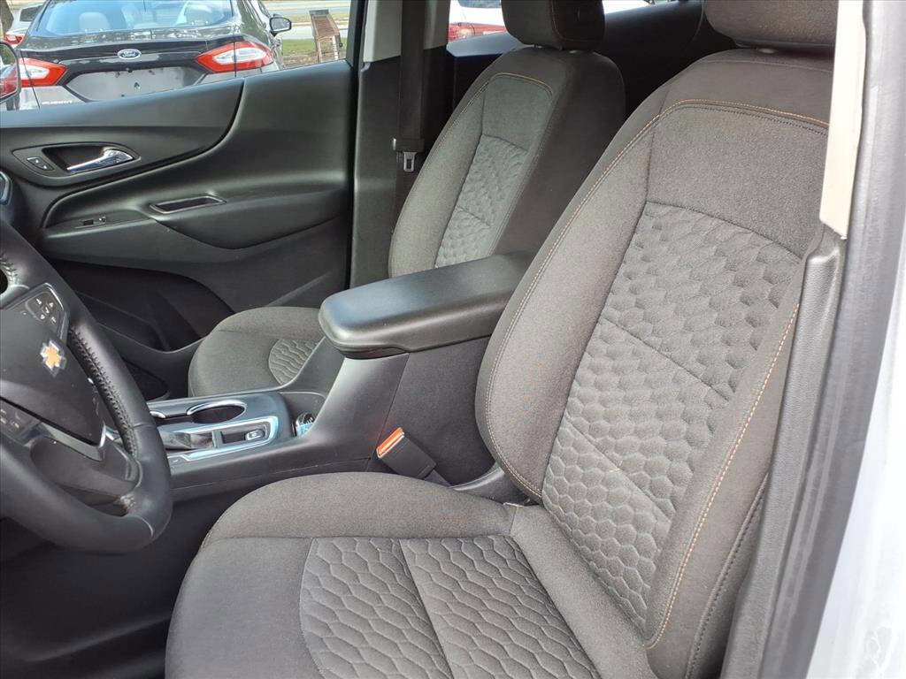 Used 2019 Chevrolet Equinox LT image 16