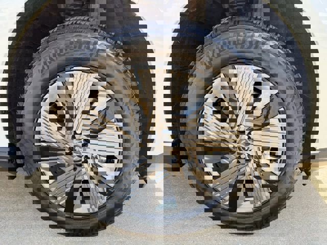 Used 2025 Nissan Murano SL image 9