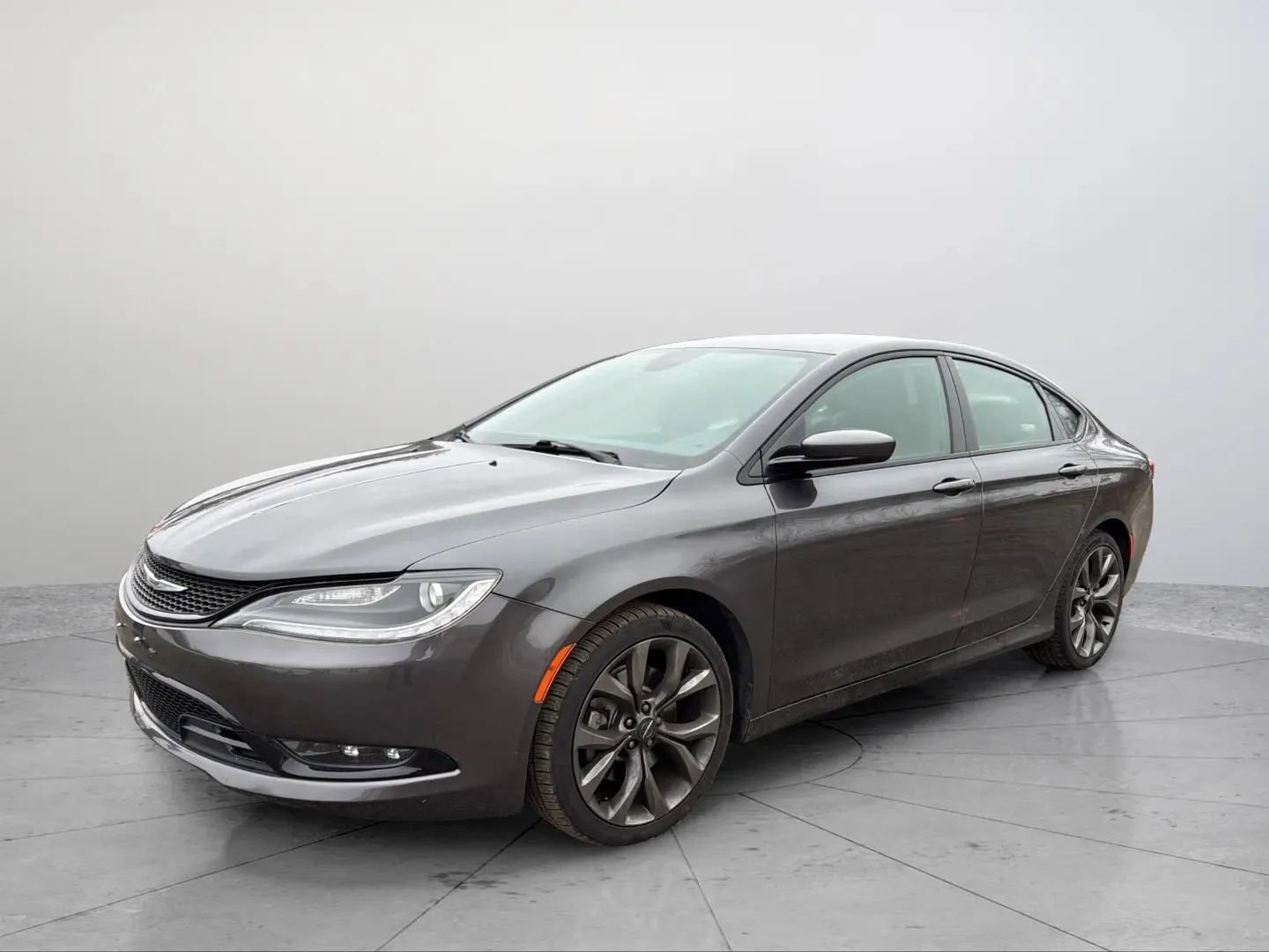 Used 2015 Chrysler 200 S w/ Navigation & Sound Group I image 1