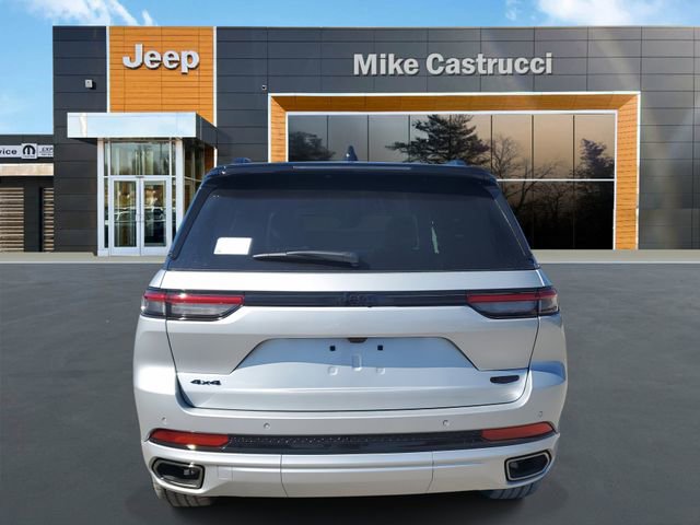 New 2025 Jeep Grand Cherokee Summit w/ Obsidian Package image 4