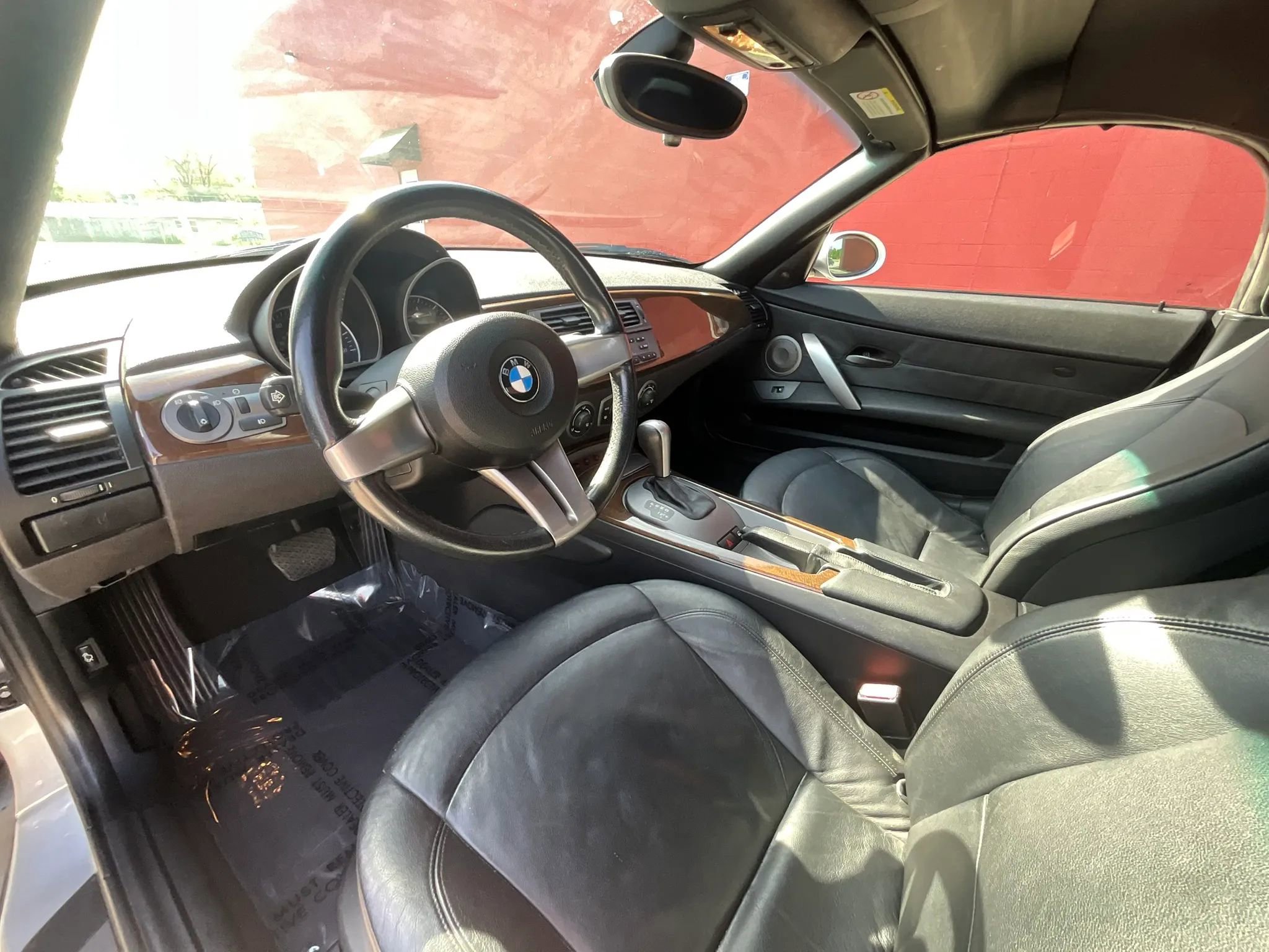 Used 2003 BMW Z4 3.0i RWD image 9