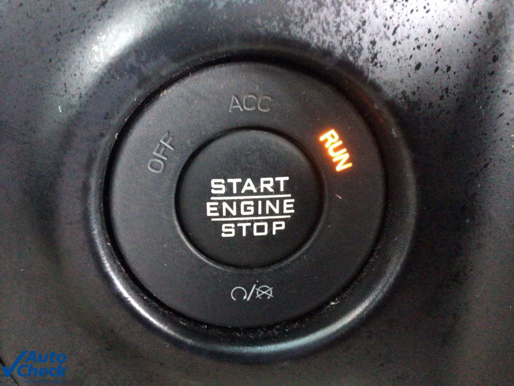 Used 2022 Jeep Wrangler Unlimited Sahara w/ Cold Weather Group image 31