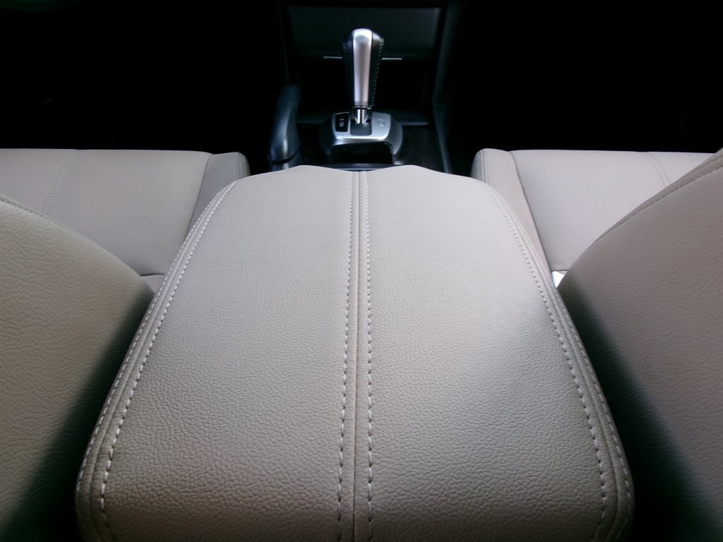 Used 2013 Honda Crosstour EX-L image 36