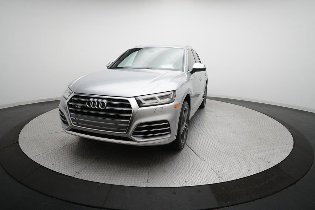 Used 2020 Audi SQ5 Premium Plus w/ Premium Plus Package image 2