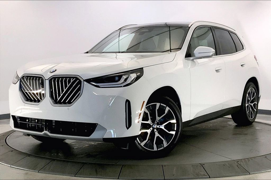 Certified 2025 BMW X3 xDrive30i AWD/4WD image 11