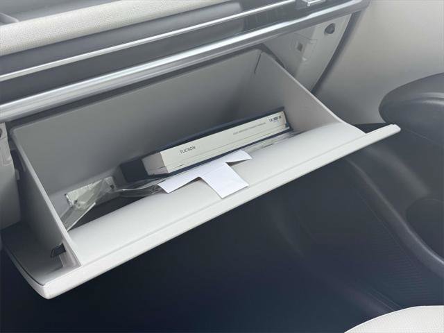 Certified 2025 Hyundai Tucson SEL image 30