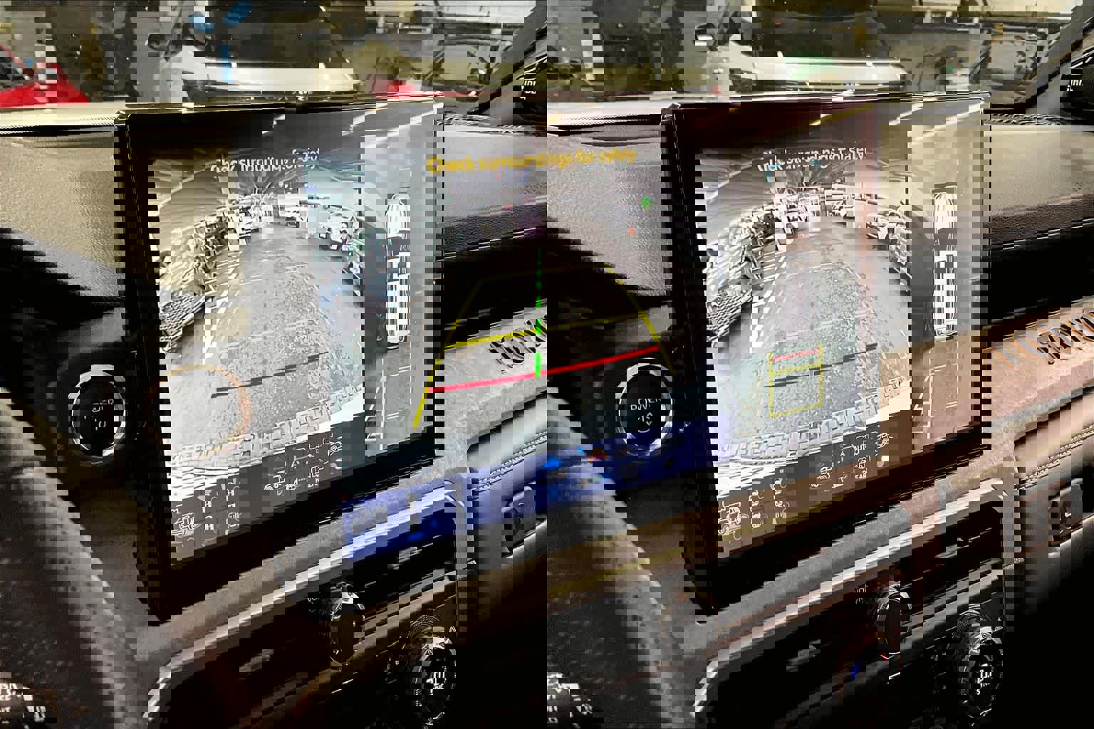 Used 2025 Toyota 4Runner Trailhunter image 26