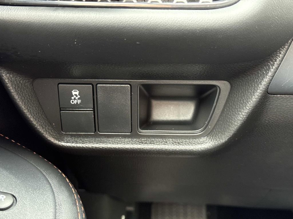 Used 2025 Honda HR-V Sport image 14