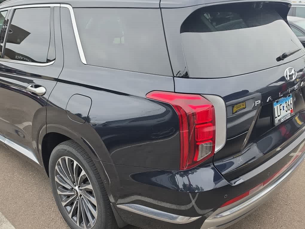 Used 2024 Hyundai Palisade Calligraphy AWD/4WD image 4