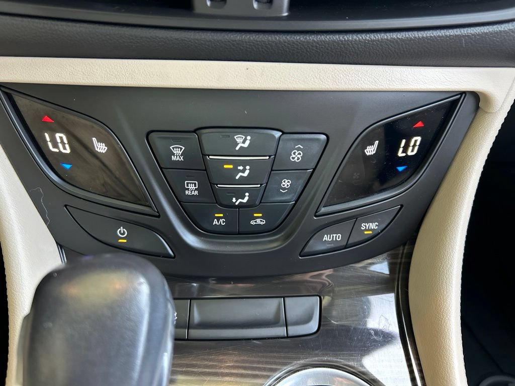 Used 2020 Buick Envision Preferred FWD image 17