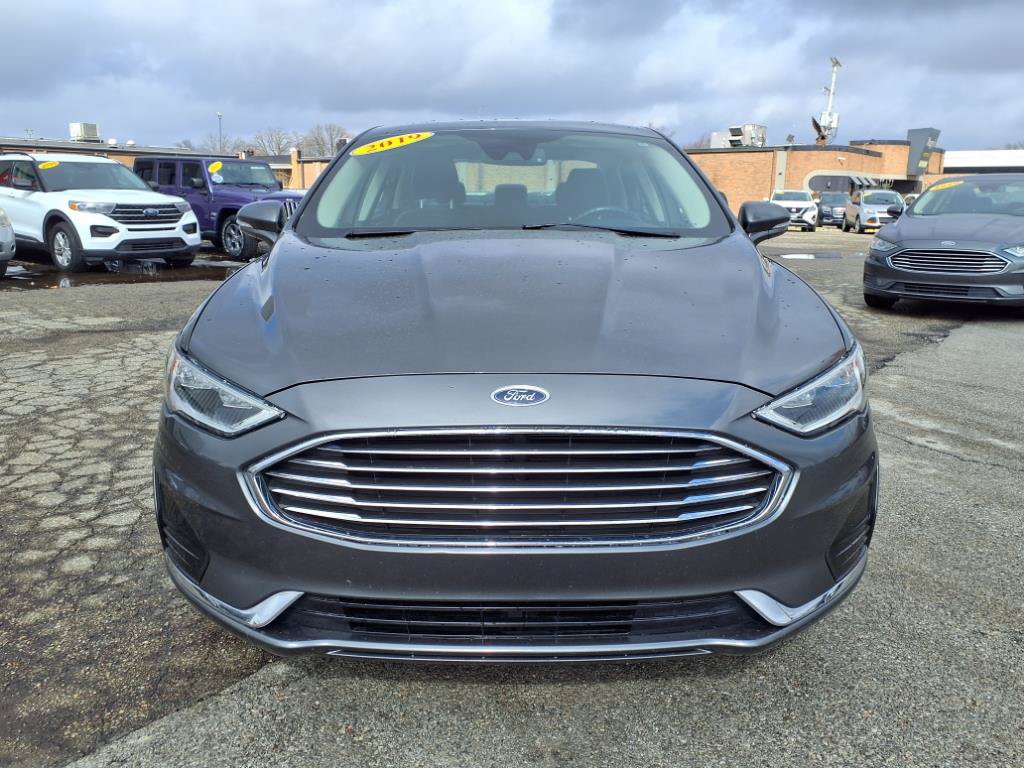 Used 2019 Ford Fusion SEL FWD image 2