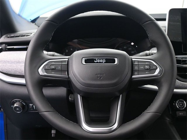 New 2025 Jeep Compass Latitude w/ Sun & Sound Group image 28