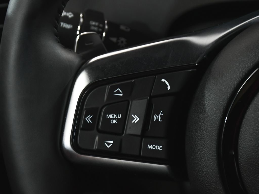 Used 2024 Jaguar F-TYPE R-Dynamic RWD image 35