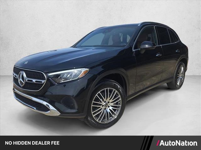Certified 2026 Mercedes-Benz GLC 300 image 1