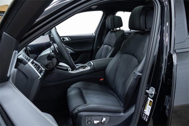 New 2026 BMW X6 M60i image 27