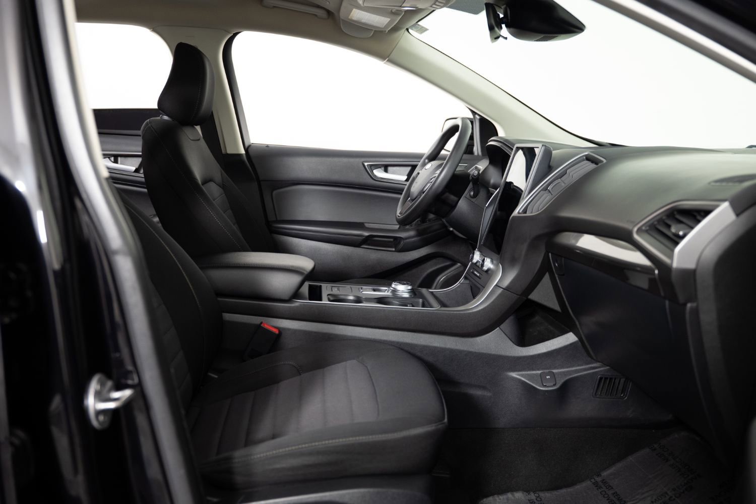 Used 2022 Ford Edge SE w/ Black Appearance Package image 27