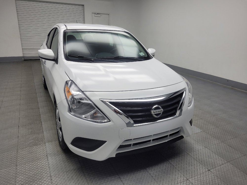 Used 2019 Nissan Versa SV image 14