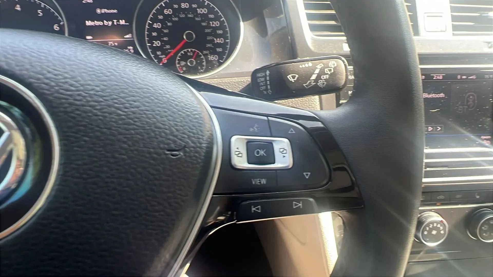 Used 2020 Volkswagen Golf 4-Door image 16