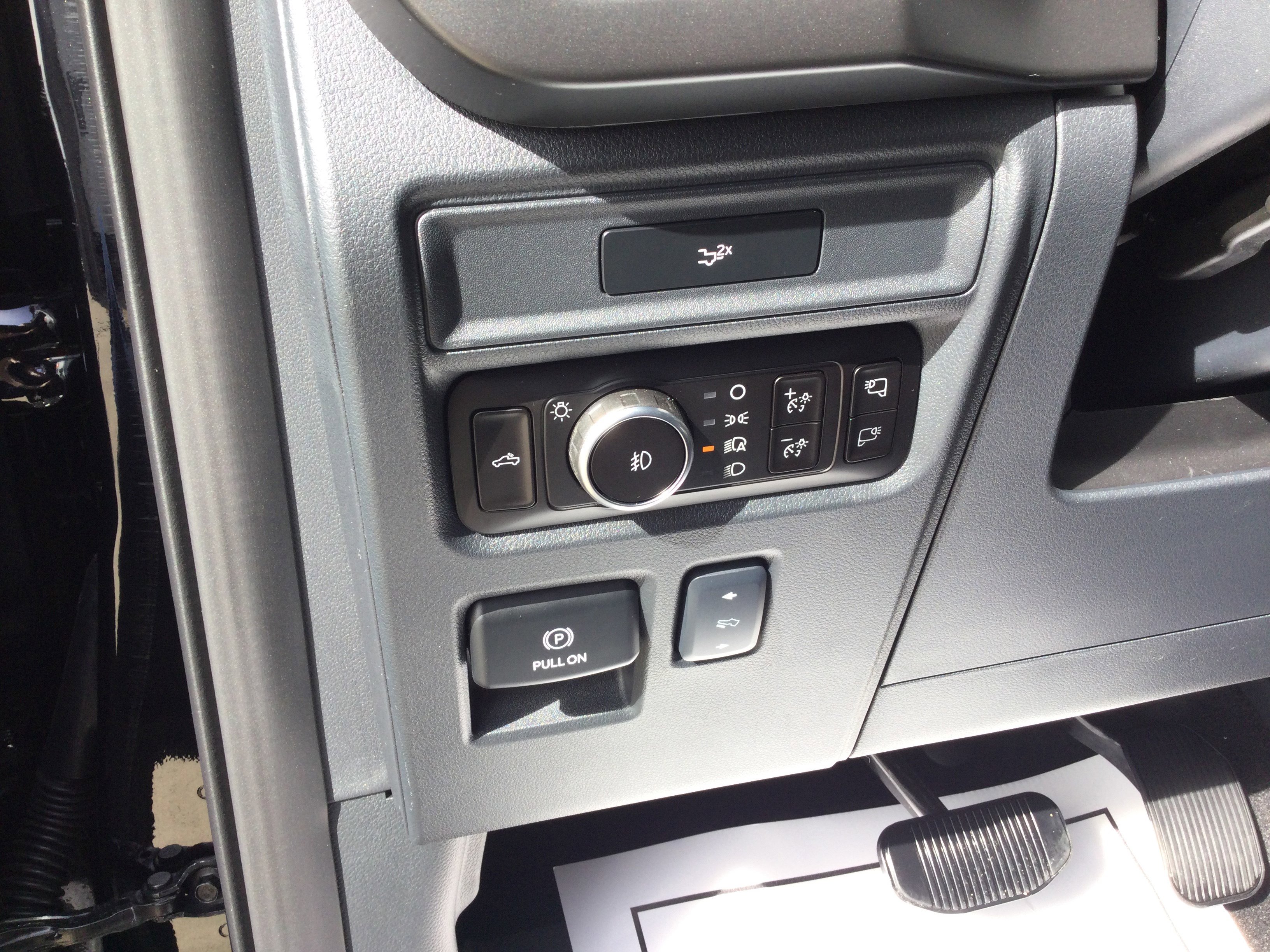 New 2026 Ford F150 Tremor w/ Tow/Haul Package image 14