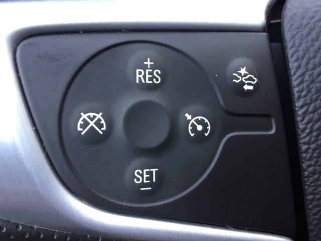 Used 2024 GMC Terrain SLE image 10