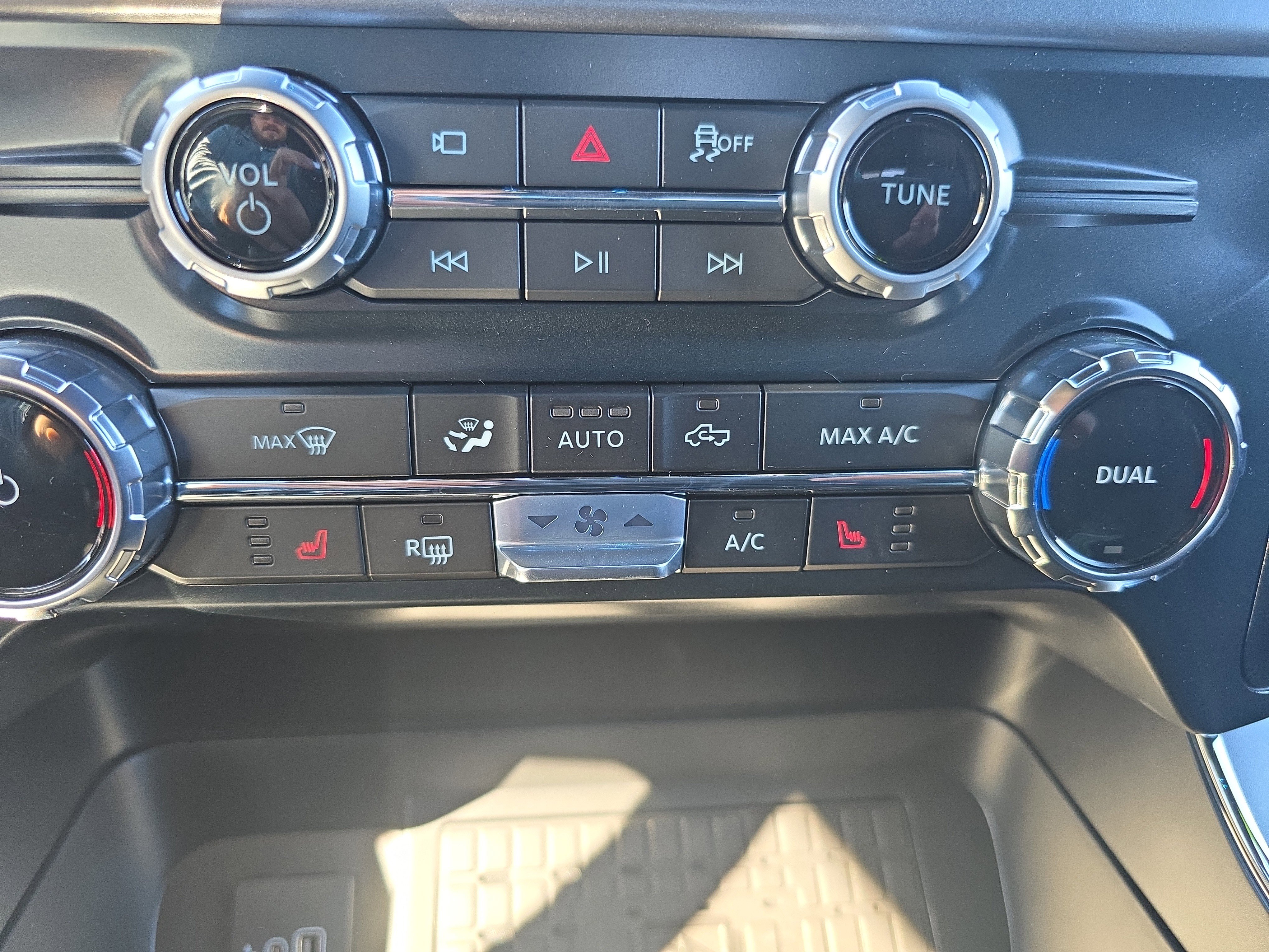New 2025 Ford F150 XLT image 31