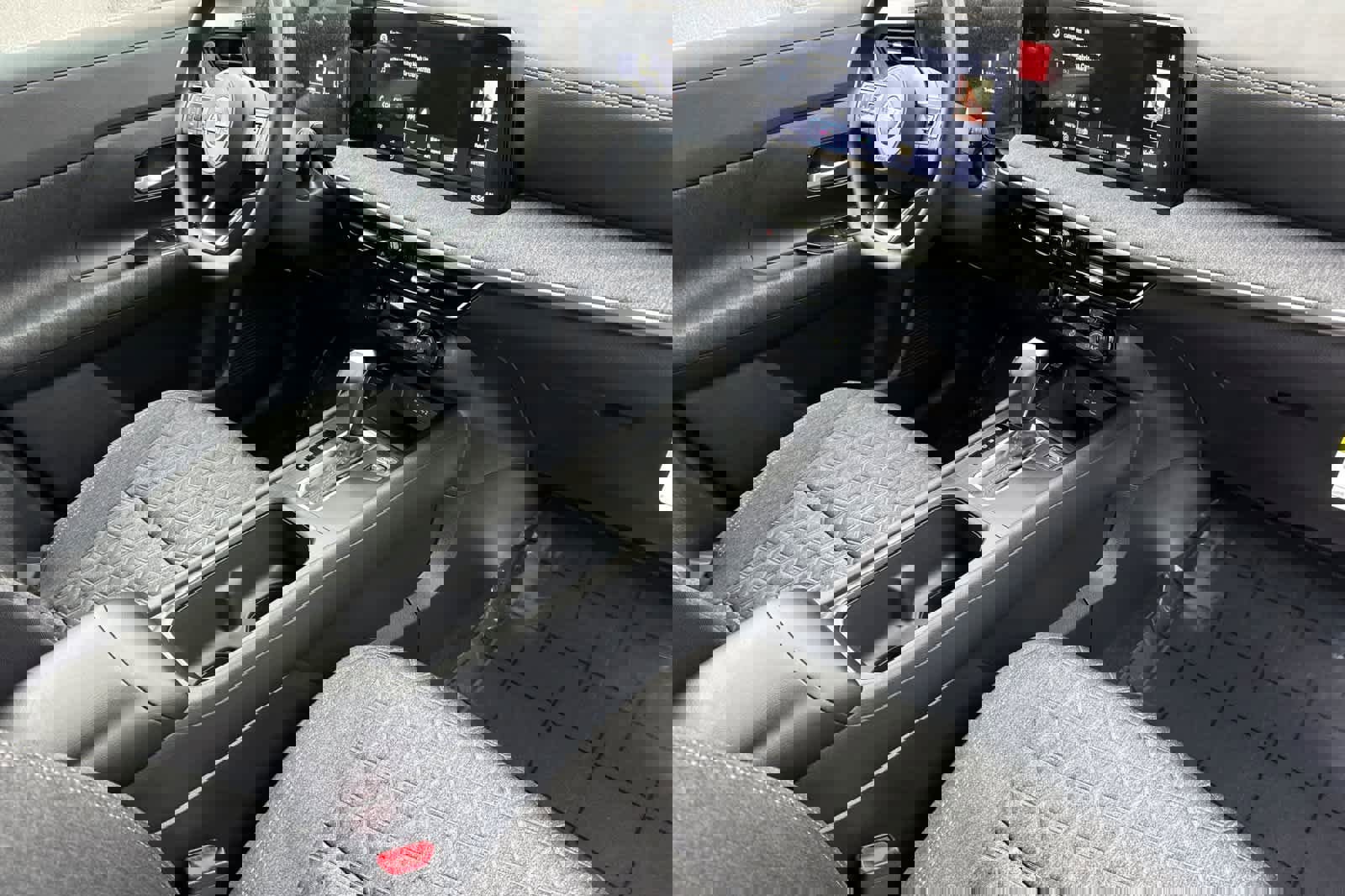 New 2026 Nissan Kicks SV image 16