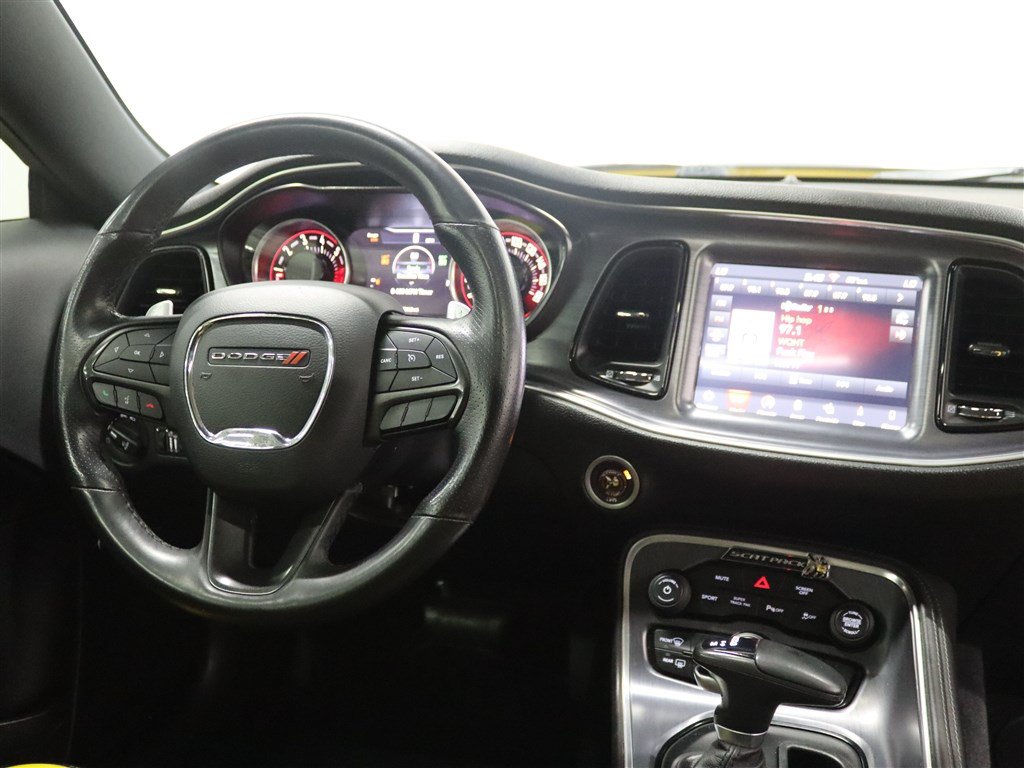 Used 2018 Dodge Challenger R/T Scat Pack RWD image 28