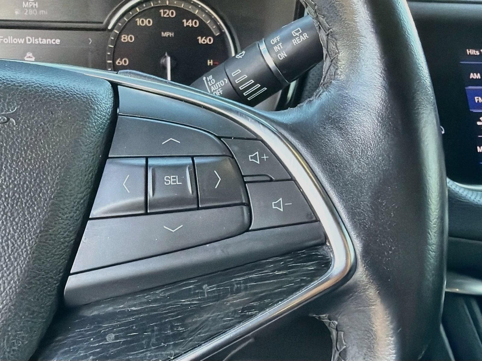 Used 2021 Cadillac XT5 Premium Luxury FWD image 38