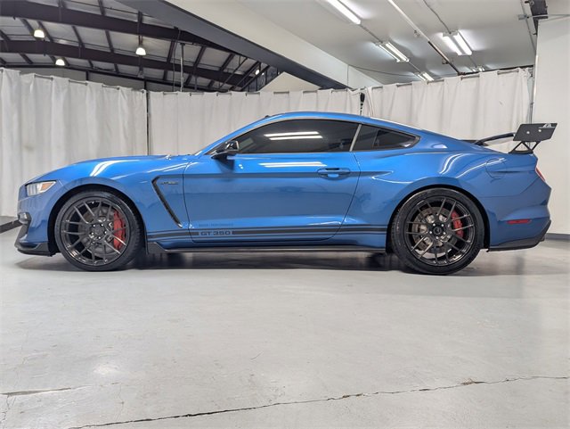 Used 2019 Ford Mustang Shelby GT350 w/ Technology Package image 26