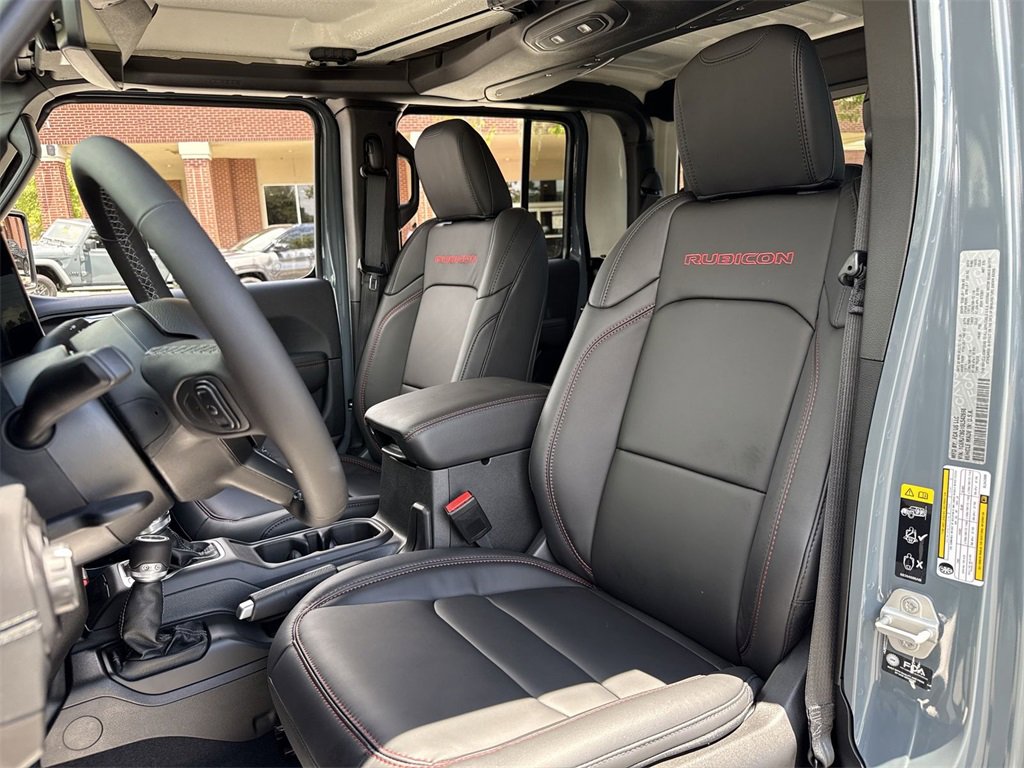 New 2025 Jeep Gladiator Rubicon w/ Safety Group image 11