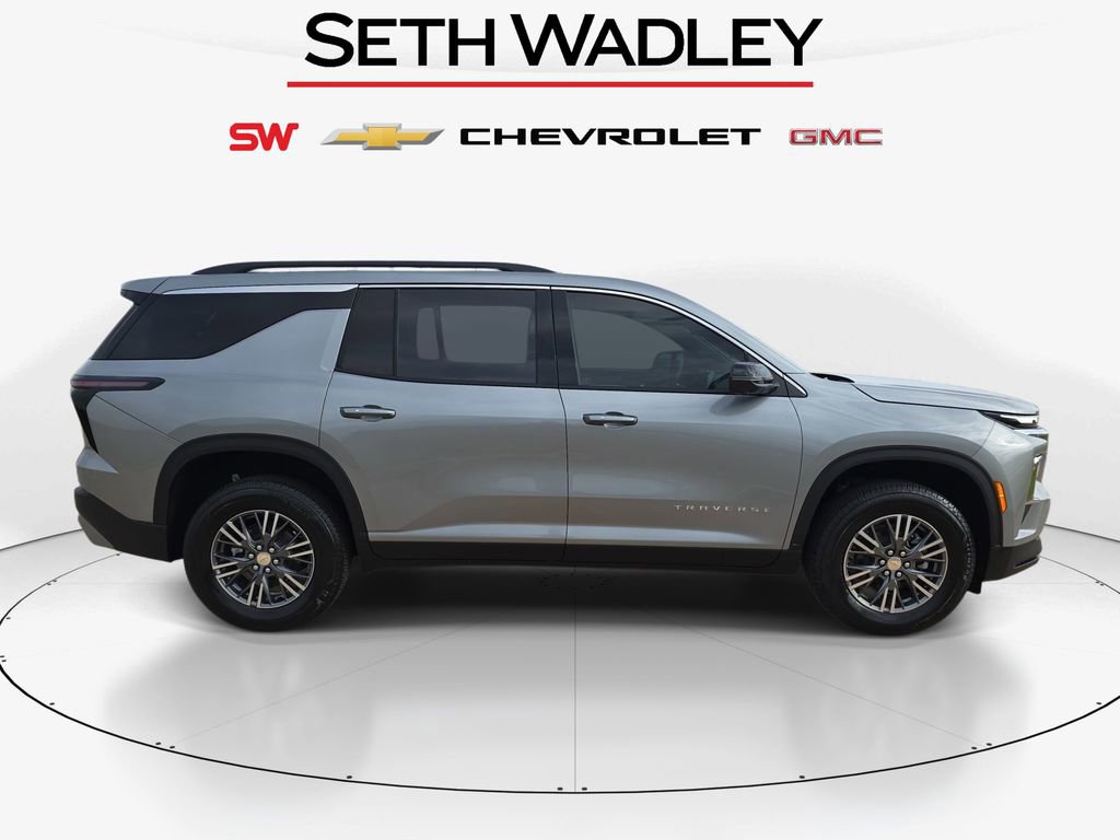 New 2026 Chevrolet Traverse LT FWD image 8