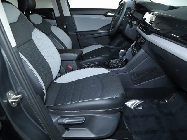 Used 2022 Volkswagen Taos SEL image 37