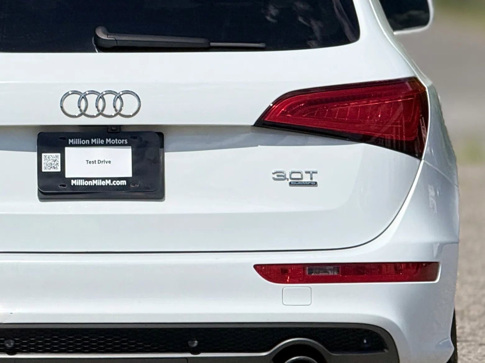 Used 2014 Audi Q5 3.0T Prestige image 14