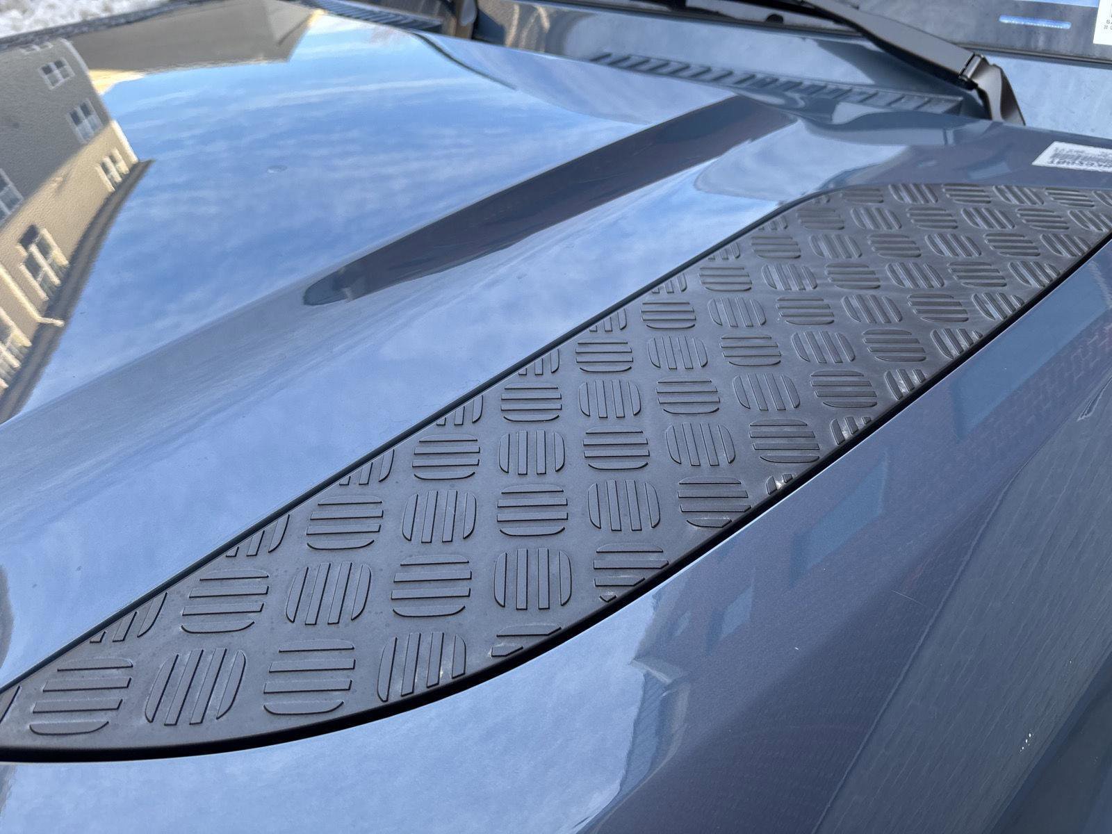 Used 2020 Land Rover Defender 110 S image 7