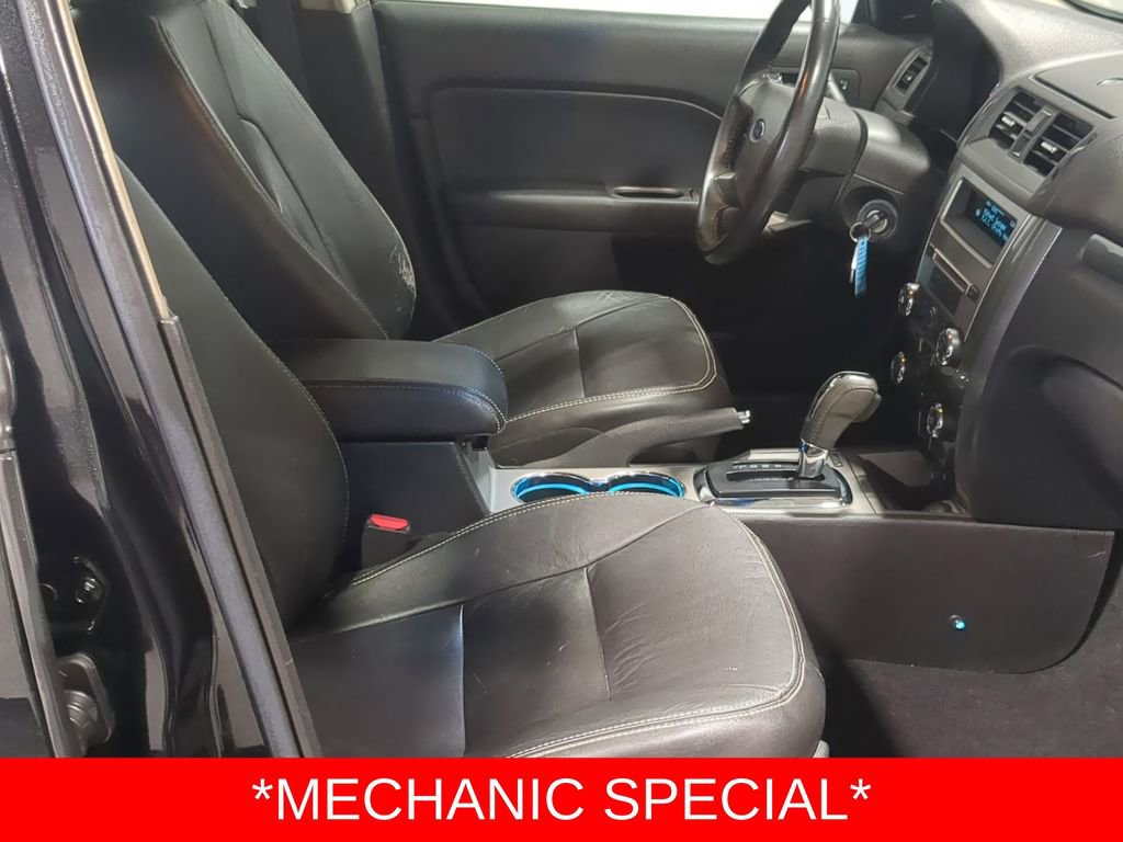 Used 2010 Ford Fusion SEL FWD image 22