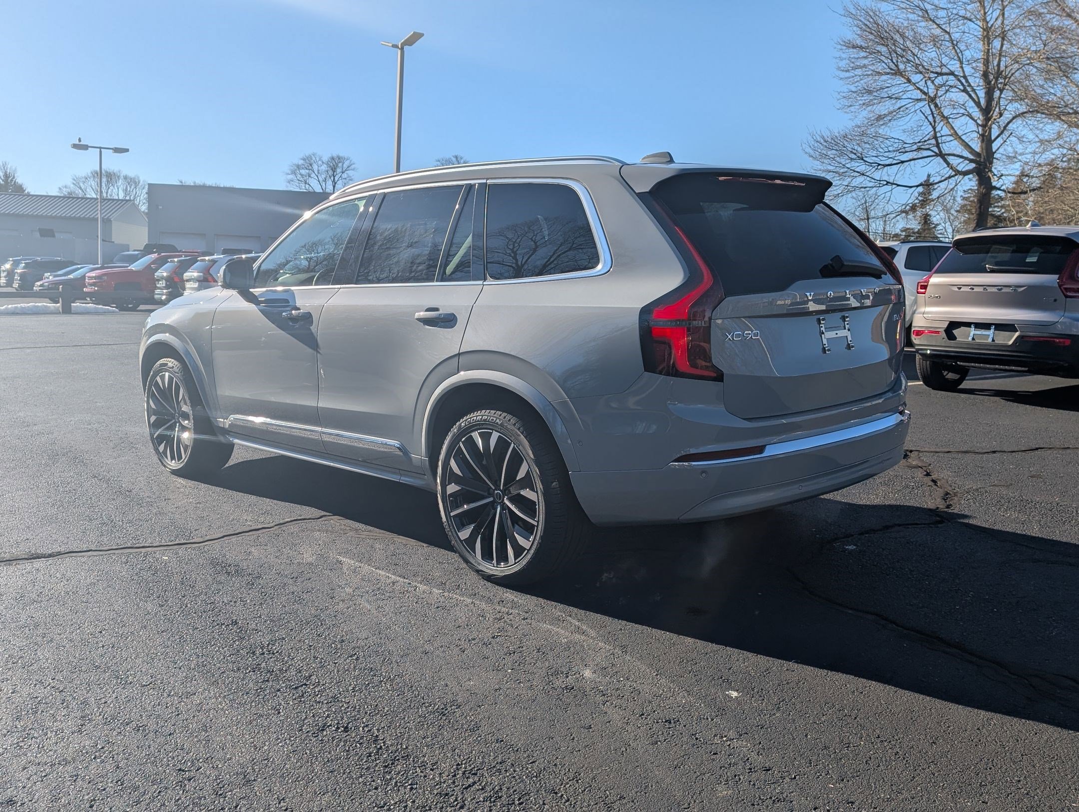 New 2026 Volvo XC90 B6 Ultra w/ Protection Package image 5