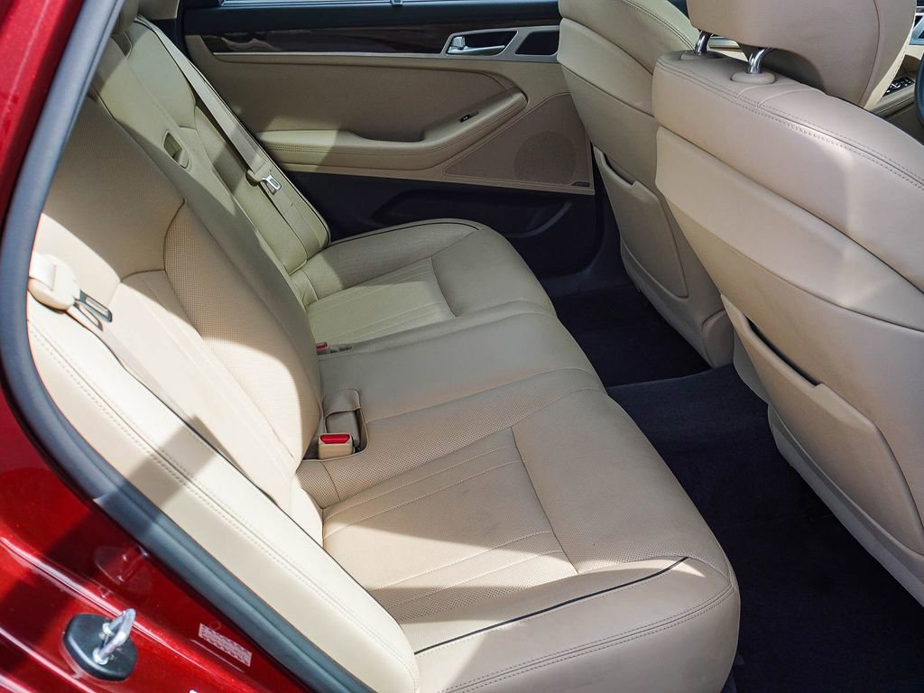 Used 2016 Hyundai Genesis 3.8 w/ Option Group 03 image 13