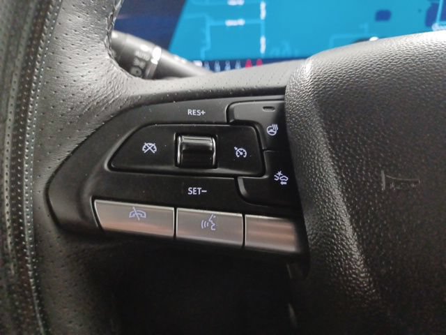 Used 2025 Cadillac XT4 Sport FWD image 23