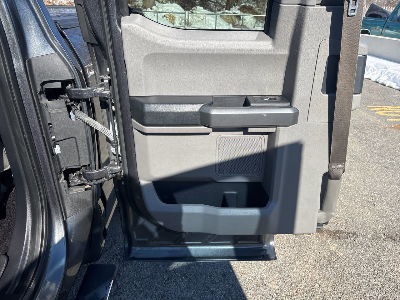 Used 2016 Ford F150 XLT w/ Equipment Group 301A Mid image 21